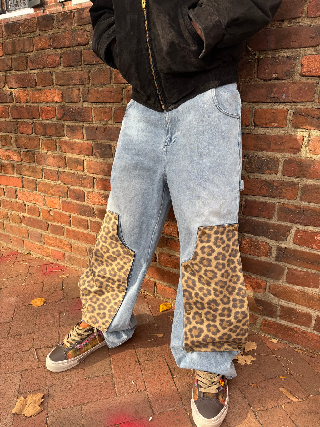 light wash interchangeable carpenter denim